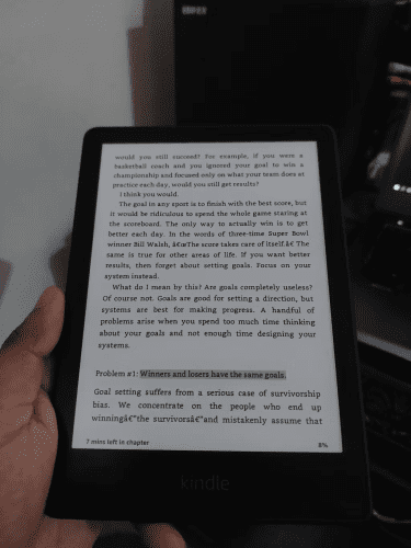 Kindle Paperwhite 11th Gen. 6.8" inch display photo review