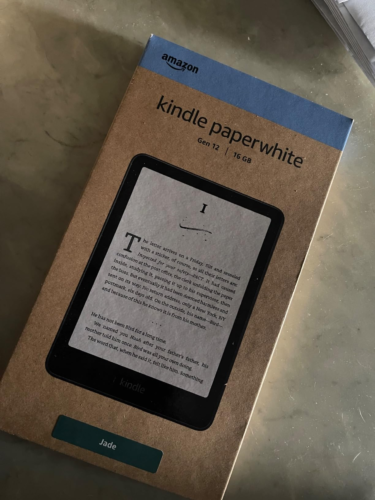 Amazon Kindle Paperwhite 12th Gen 7 inches (16 GB) photo review