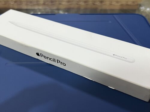 Click to view full screen Apple Pencil Pro photo review