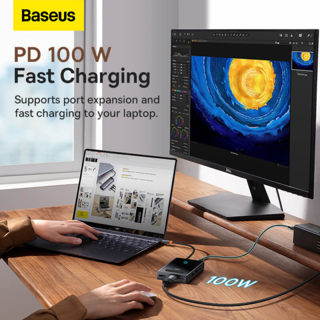 Baseus PioneerJoy 8 Port Four Screen Type C