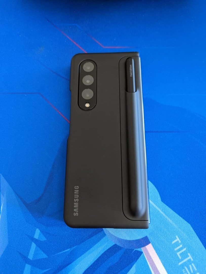 Samsung Galaxy Z Fold4 Official Case, Cover with S Pen photo review